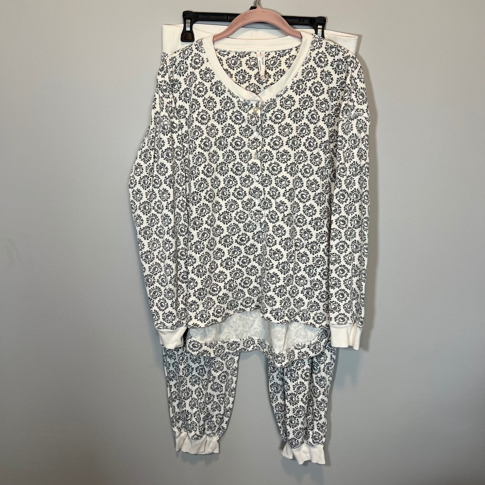 Anthropologie Floral Waffle Knit Pajama Set Henley Top Joggers Blue Cream S/M